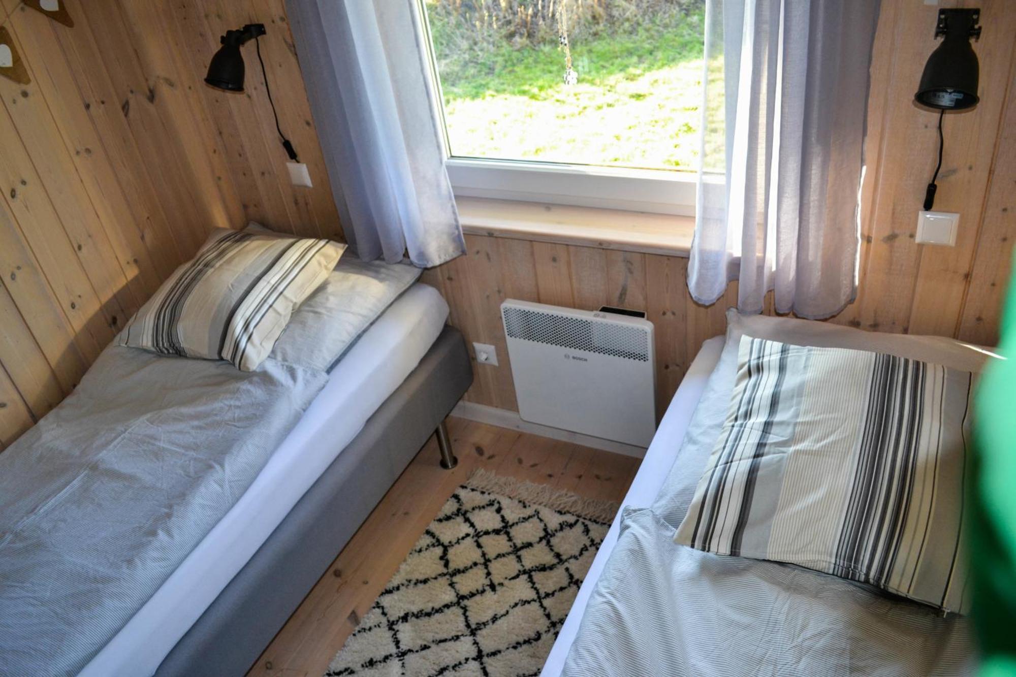 Ferienhaus "Deichglueck" Direkt An Der Nordsee Wesselburenerkoog Exterior foto