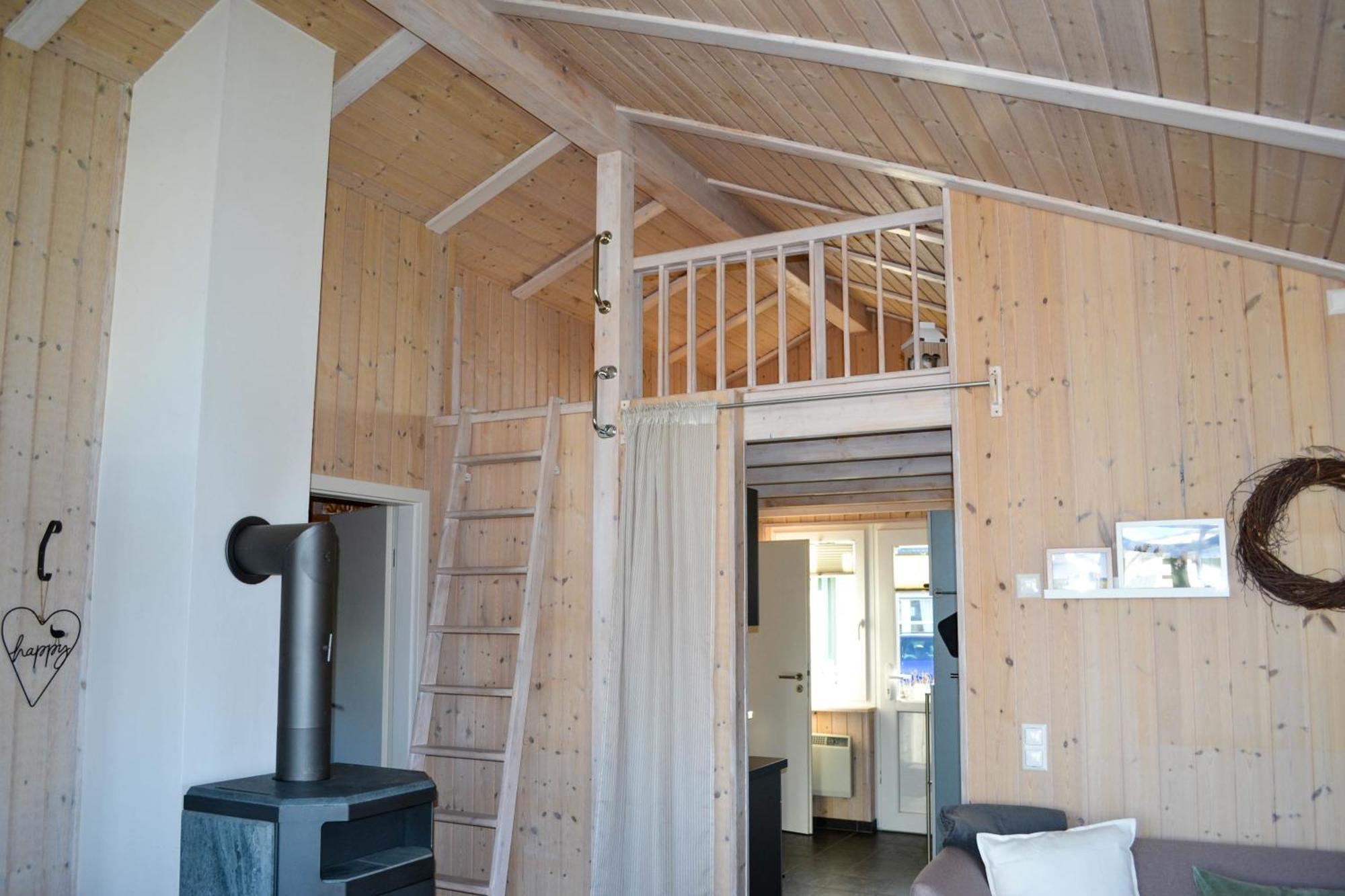 Ferienhaus "Deichglueck" Direkt An Der Nordsee Wesselburenerkoog Exterior foto