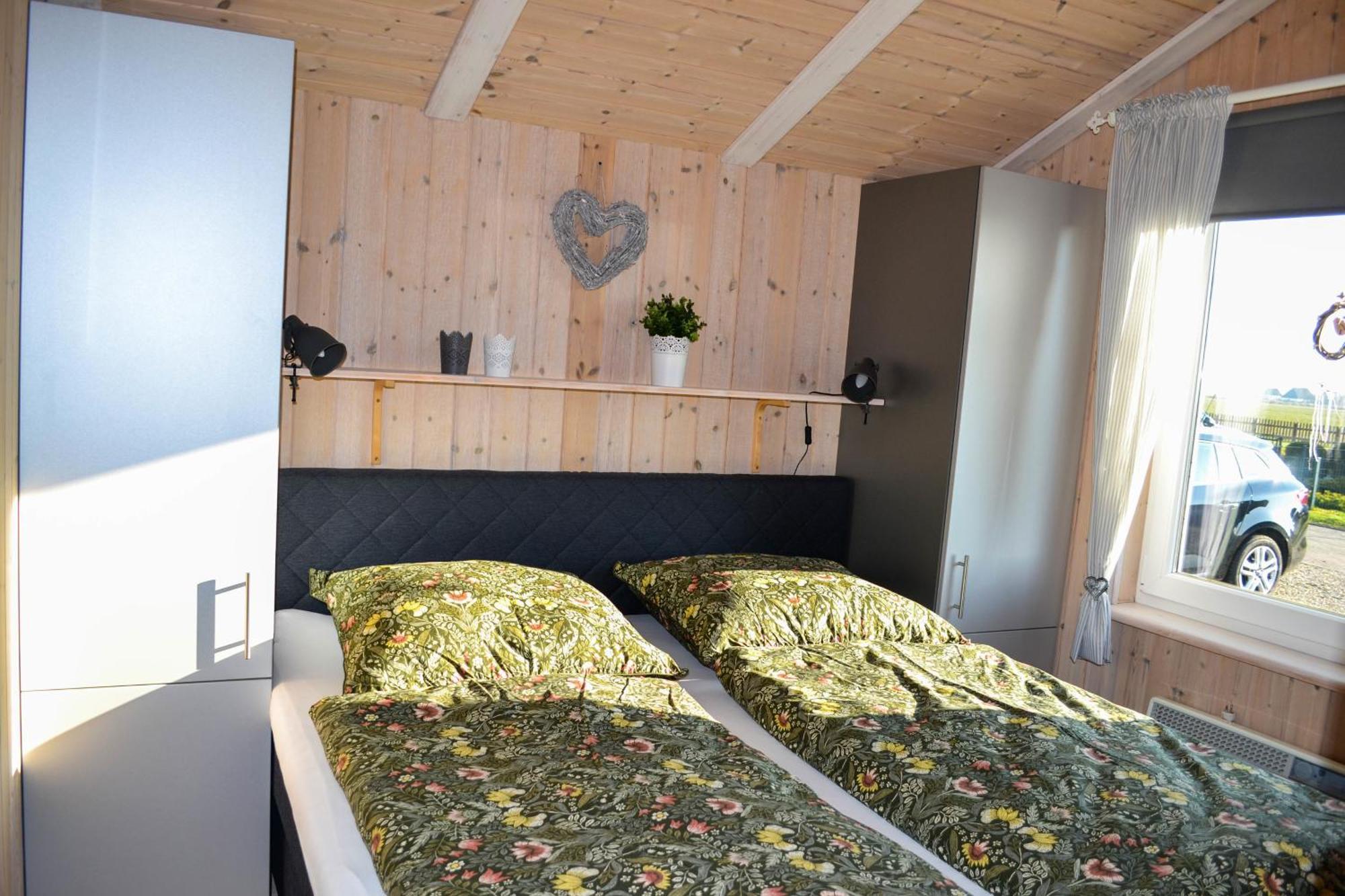 Ferienhaus "Deichglueck" Direkt An Der Nordsee Wesselburenerkoog Exterior foto