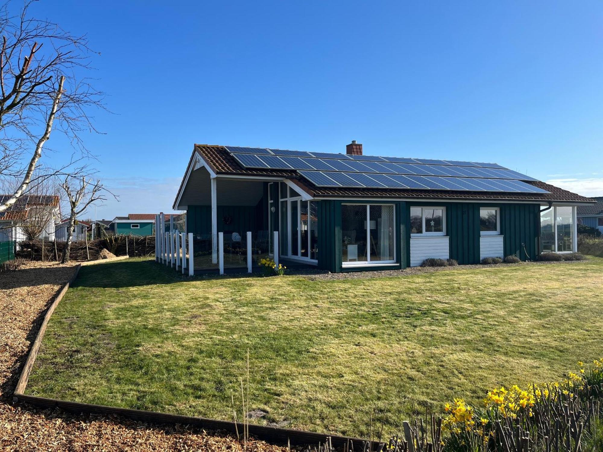 Ferienhaus "Deichglueck" Direkt An Der Nordsee Wesselburenerkoog Exterior foto